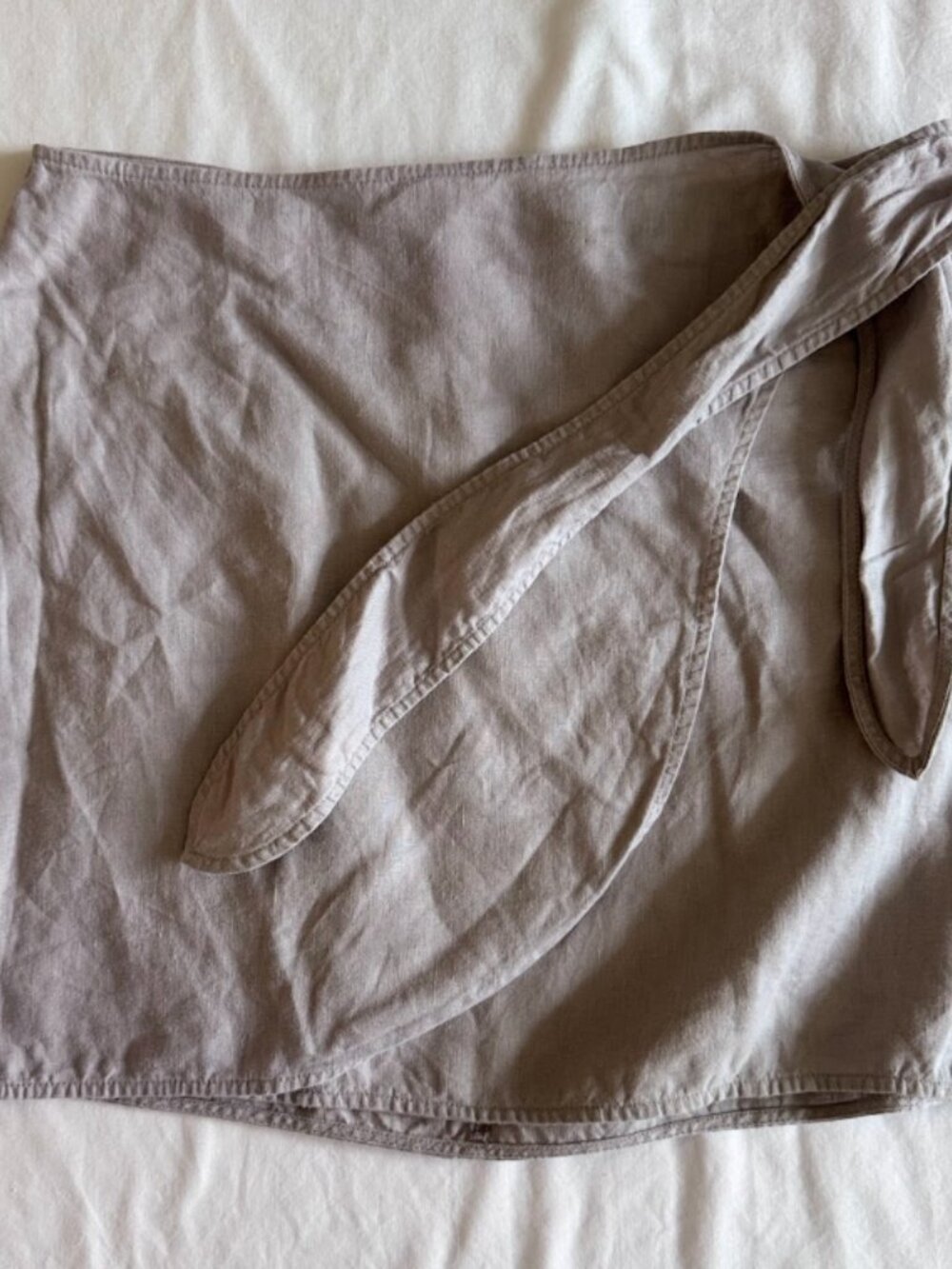 100% Linen Aritzia Wilfred Gray Linen Mini Skirt Size 6